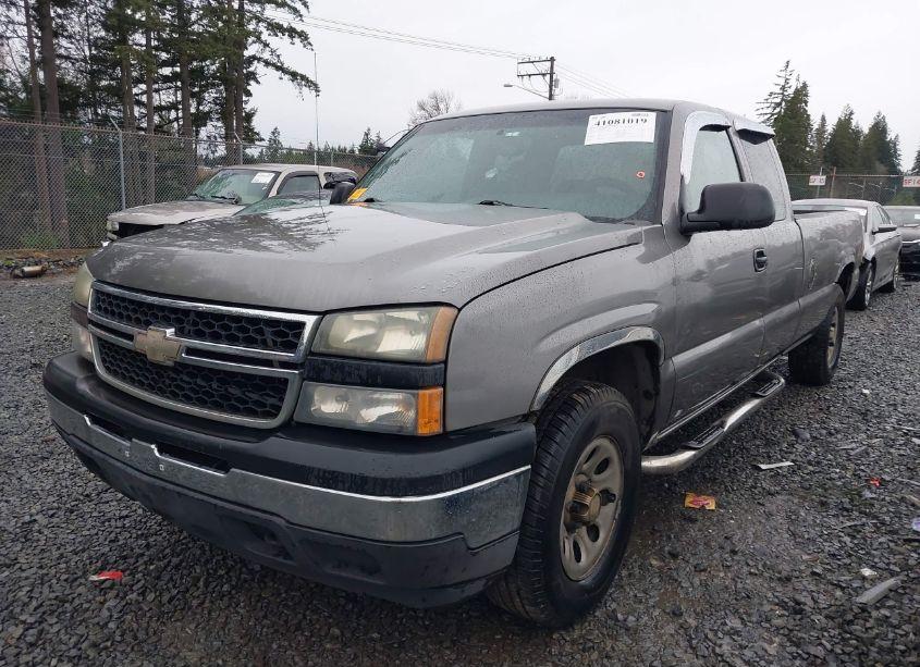 Photo 2 of 2007 Chevrolet Silverado 1500 CLASSIC WORK TRUCK (VIN 1GCEK19V57E104971)