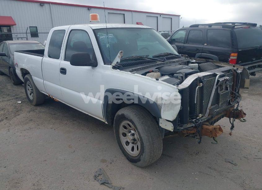 2005 Chevrolet Silverado 1500 WORK TRUCK (VIN 1GCEK19V65E152928) main photo