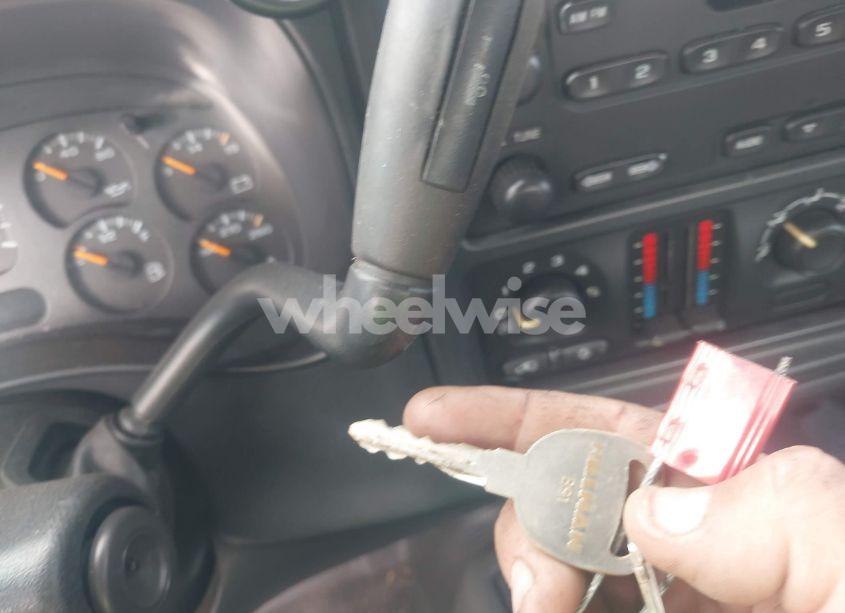 Photo 11 of 2005 Chevrolet Silverado 1500 WORK TRUCK (VIN 1GCEK19V65E152928)