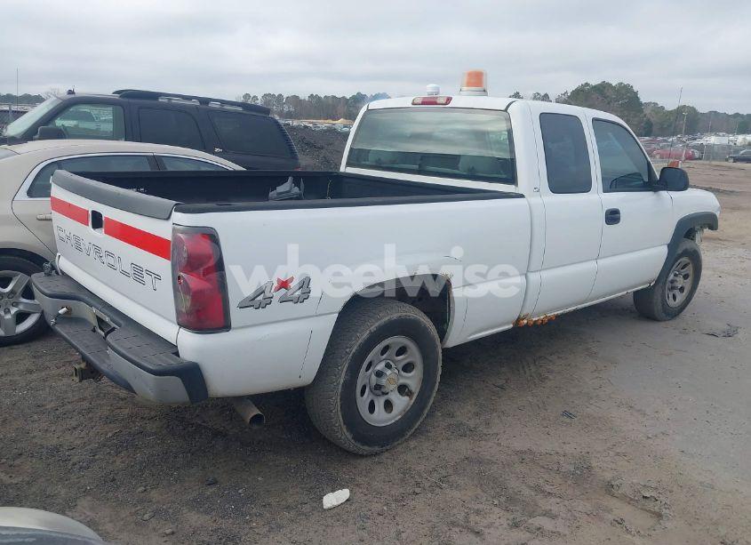Photo 4 of 2005 Chevrolet Silverado 1500 WORK TRUCK (VIN 1GCEK19V65E152928)