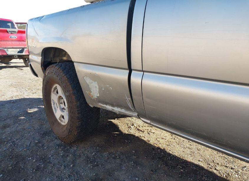 Photo 6 of 2001 Chevrolet Silverado 1500 LS (VIN 1GCEK19V71E152088)