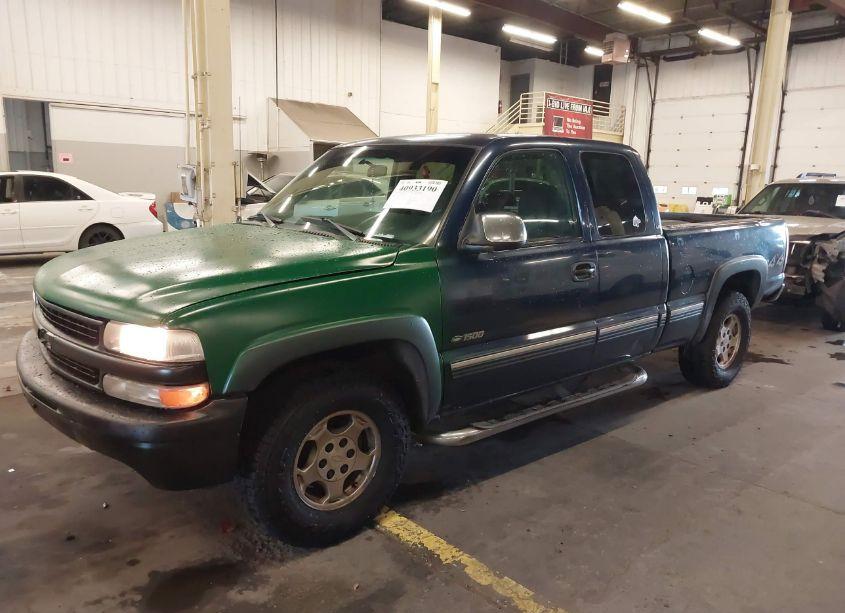 Photo 2 of 2001 Chevrolet Silverado 1500 LS (VIN 1GCEK19V81E144579)