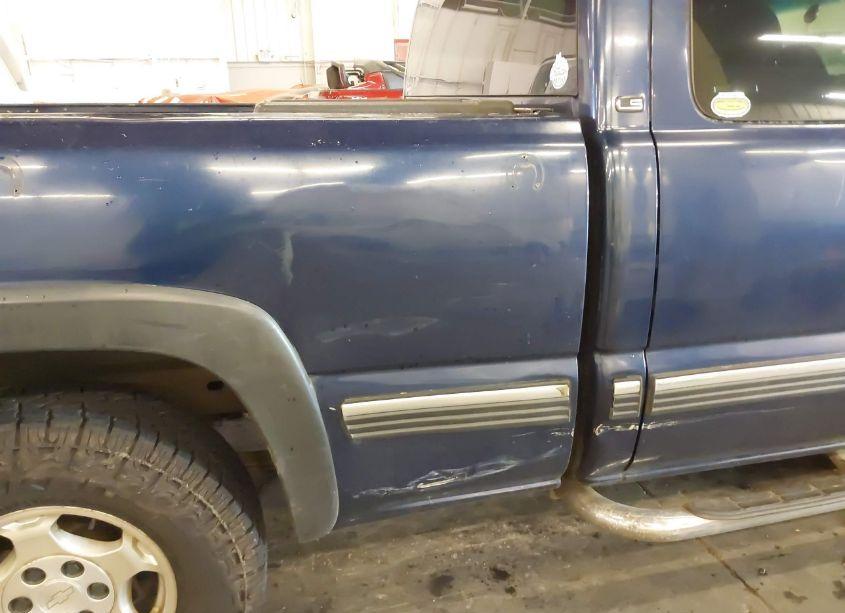 Photo 6 of 2001 Chevrolet Silverado 1500 LS (VIN 1GCEK19V81E144579)