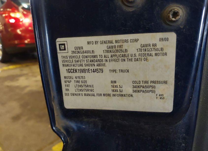 Photo 9 of 2001 Chevrolet Silverado 1500 LS (VIN 1GCEK19V81E144579)