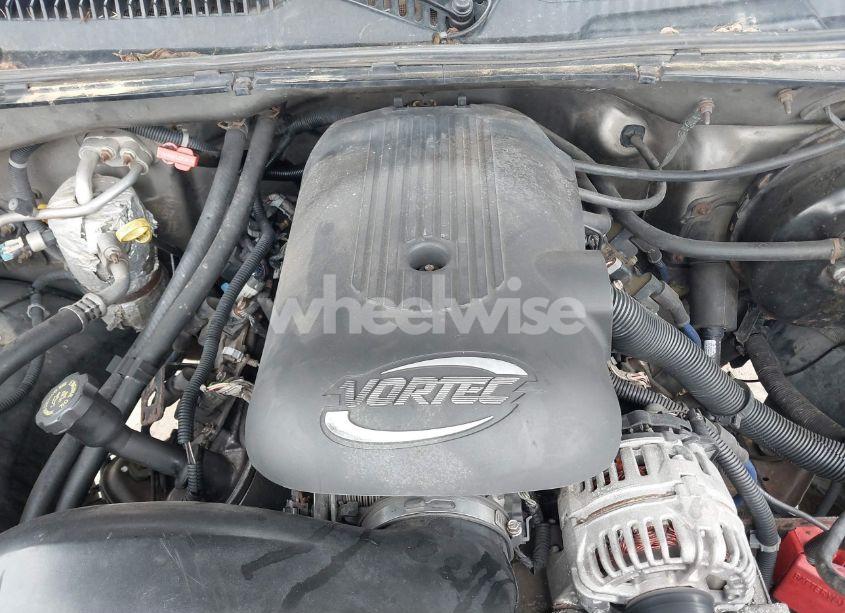 Photo 10 of 2001 Chevrolet Silverado 1500 LS (VIN 1GCEK19V81E212363)