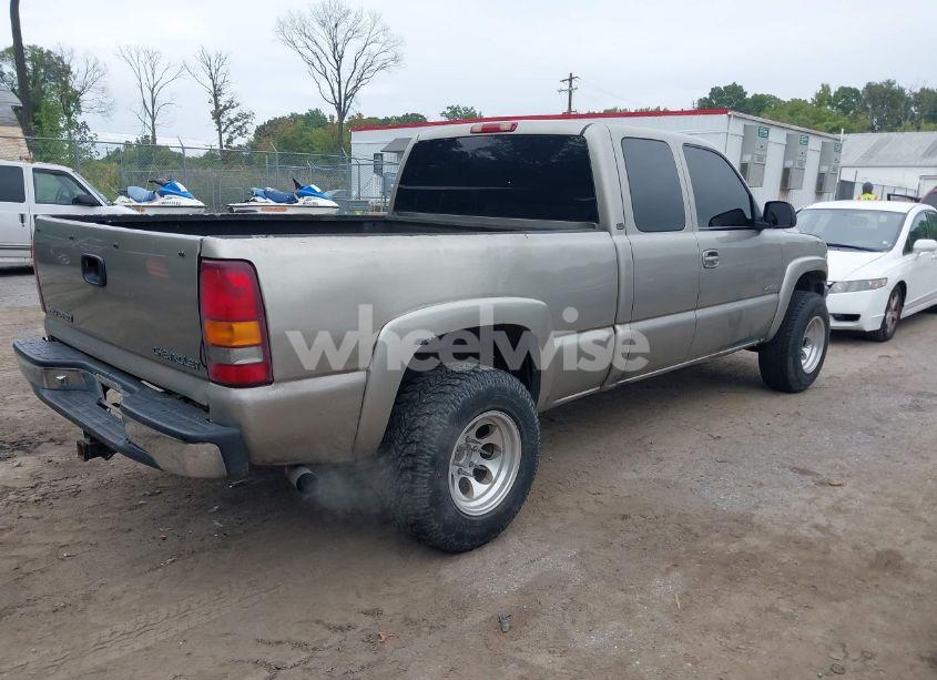 Photo 4 of 2001 Chevrolet Silverado 1500 LS (VIN 1GCEK19V81E212363)