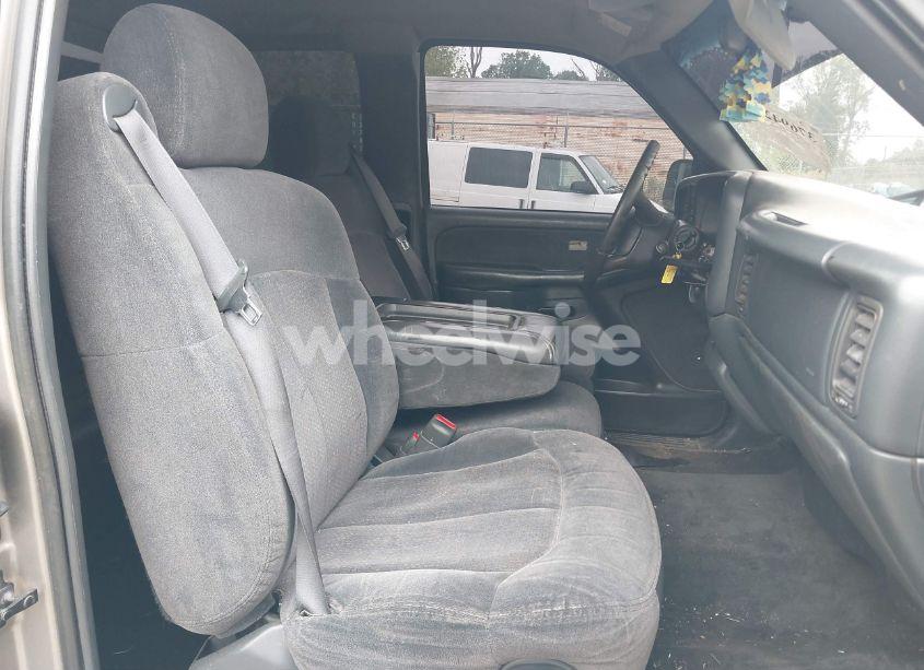 Photo 5 of 2001 Chevrolet Silverado 1500 LS (VIN 1GCEK19V81E212363)