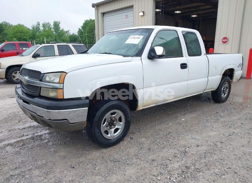 Photo 2 of 2003 Chevrolet Silverado 1500 (VIN 1GCEK19V83Z216148)