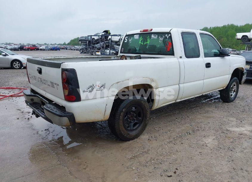 Photo 4 of 2003 Chevrolet Silverado 1500 (VIN 1GCEK19V83Z216148)