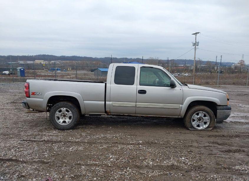 Photo 13 of 2005 Chevrolet Silverado 1500 Z71 (VIN 1GCEK19V85E319418)