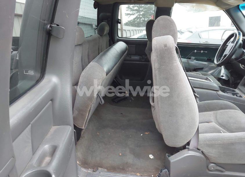 Photo 8 of 2003 Chevrolet Silverado 1500 LS (VIN 1GCEK19V93E221057)