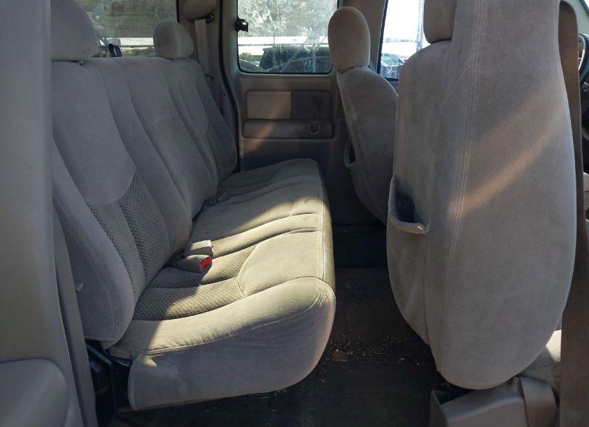 Photo 8 of 2004 Chevrolet Silverado 1500 LS (VIN 1GCEK19V94E206978)