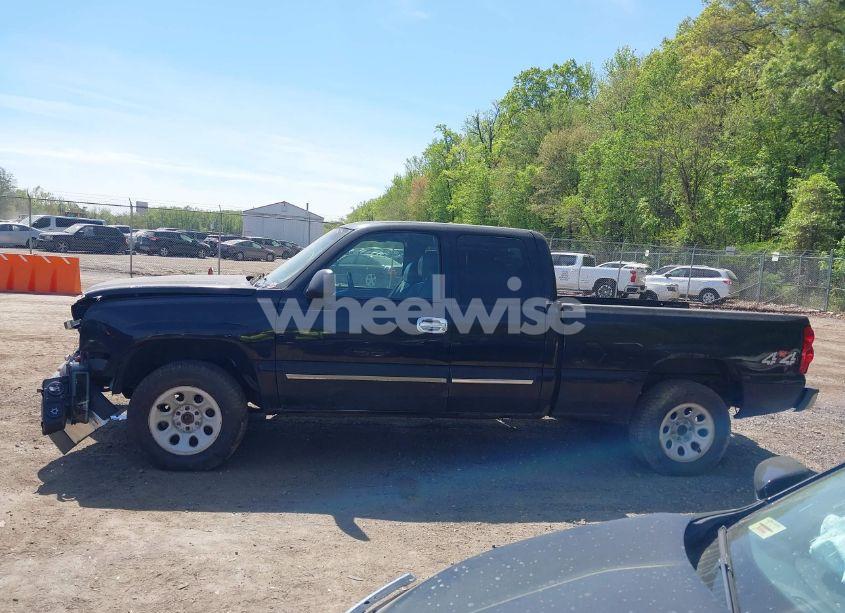 Photo 14 of 2003 Chevrolet Silverado 1500 (VIN 1GCEK19VX3E139791)