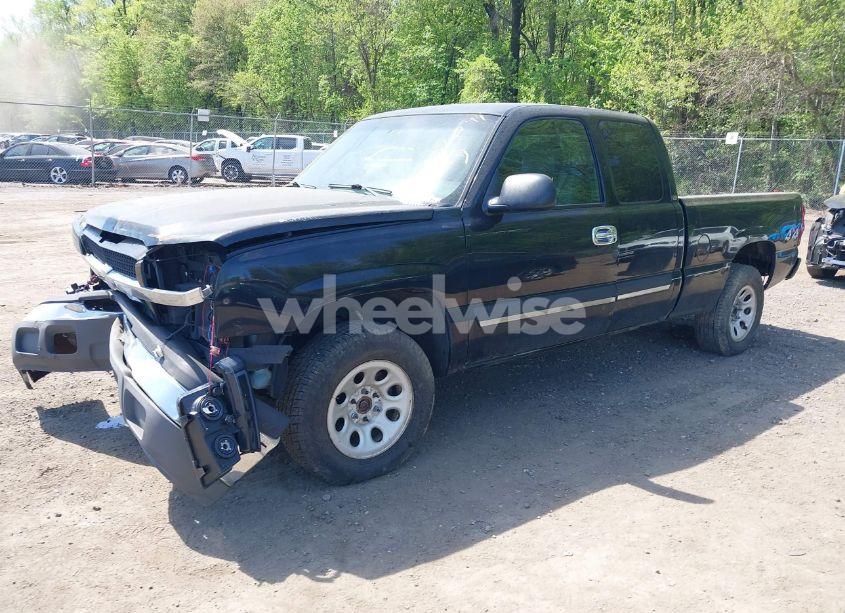 Photo 2 of 2003 Chevrolet Silverado 1500 (VIN 1GCEK19VX3E139791)