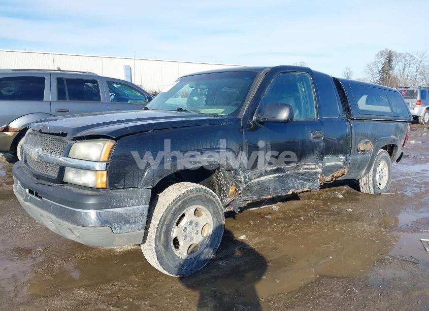 Photo 2 of 2003 Chevrolet Silverado 1500 LS (VIN 1GCEK19VX3E294471)