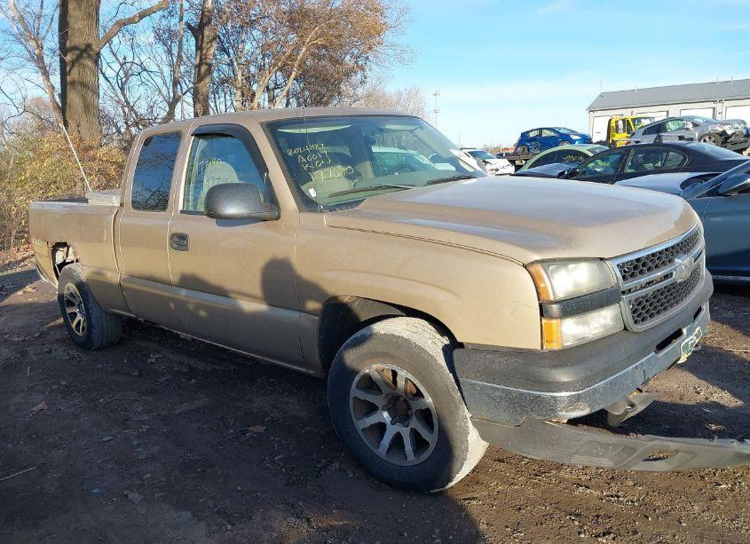 2006 Chevrolet Silverado 1500 LS (VIN 1GCEK19VX6E177090) main photo