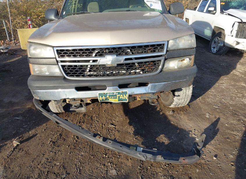 Photo 6 of 2006 Chevrolet Silverado 1500 LS (VIN 1GCEK19VX6E177090)