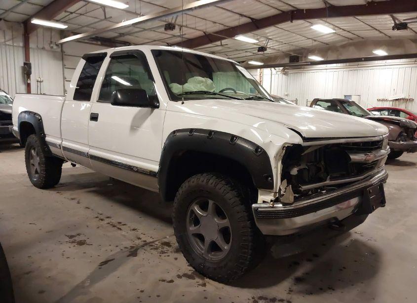 1998 Chevrolet K1500 FLEETSIDE (VIN 1GCEK19W5WE190077) main photo