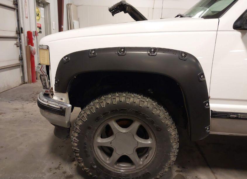 Photo 19 of 1998 Chevrolet K1500 FLEETSIDE (VIN 1GCEK19W5WE190077)