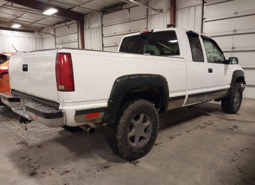 Photo 4 of 1998 Chevrolet K1500 FLEETSIDE (VIN 1GCEK19W5WE190077)