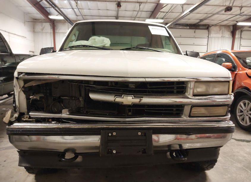 Photo 6 of 1998 Chevrolet K1500 FLEETSIDE (VIN 1GCEK19W5WE190077)
