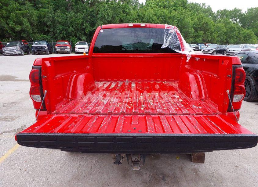 Photo 17 of 2005 Chevrolet Silverado 1500 Z71 (VIN 1GCEK19Z05Z253376)