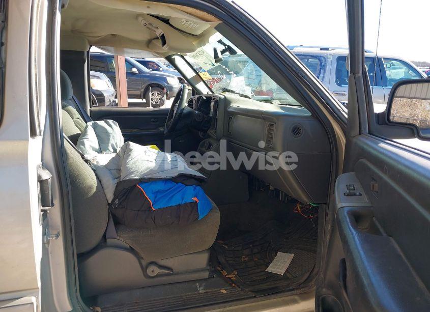 Photo 5 of 2006 Chevrolet Silverado 1500 LT2 (VIN 1GCEK19Z06E150936)