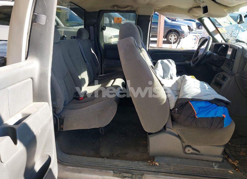 Photo 8 of 2006 Chevrolet Silverado 1500 LT2 (VIN 1GCEK19Z06E150936)