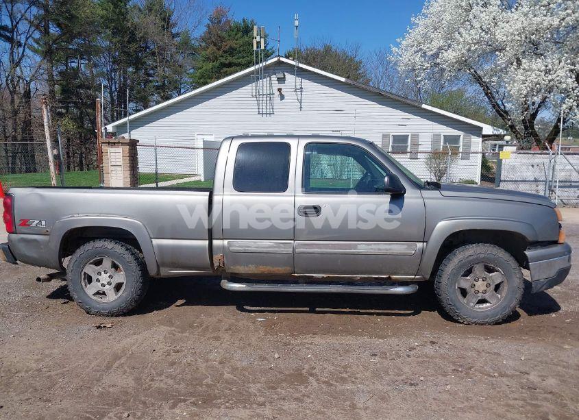 Photo 13 of 2007 Chevrolet Silverado 1500 CLASSIC LT1 (VIN 1GCEK19Z07E117808)