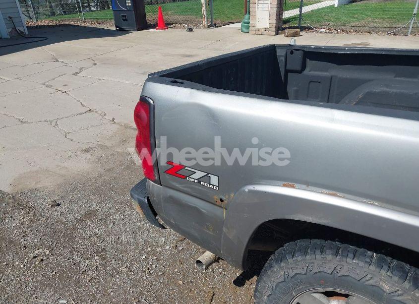 Photo 17 of 2007 Chevrolet Silverado 1500 CLASSIC LT1 (VIN 1GCEK19Z07E117808)