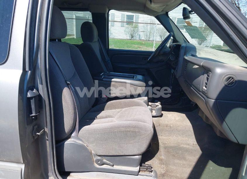 Photo 5 of 2007 Chevrolet Silverado 1500 CLASSIC LT1 (VIN 1GCEK19Z07E117808)