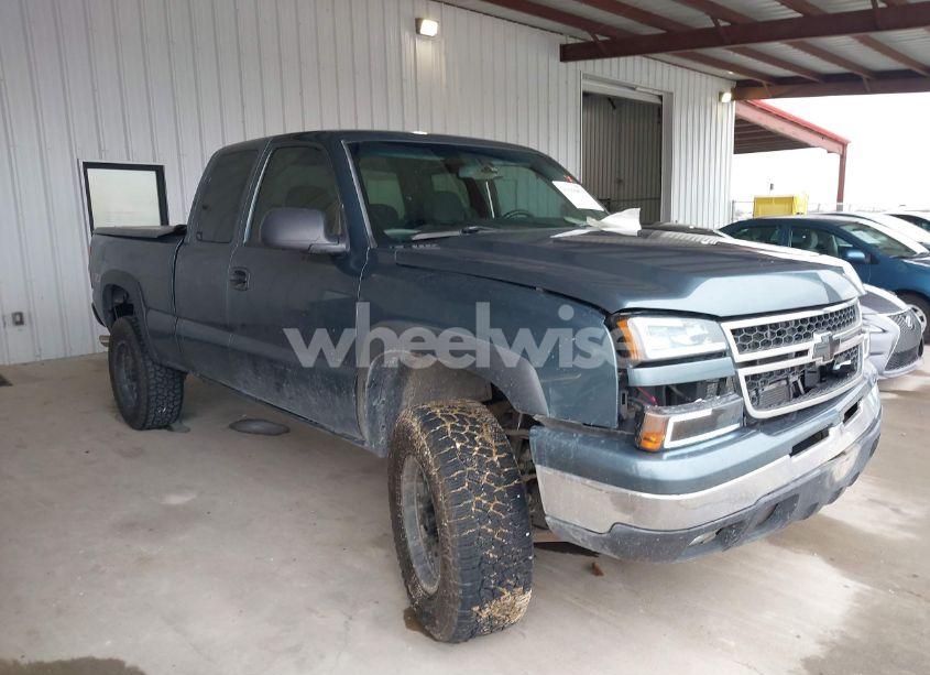 2007 Chevrolet Silverado 1500 CLASSIC LT1 (VIN 1GCEK19Z07Z137243) main photo