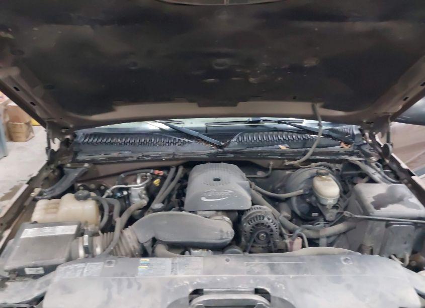 Photo 10 of 2005 Chevrolet Silverado 1500 LS (VIN 1GCEK19Z25E230365)