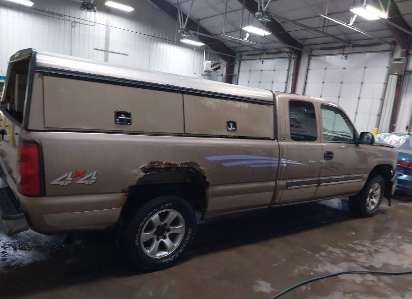 Photo 13 of 2005 Chevrolet Silverado 1500 LS (VIN 1GCEK19Z25E230365)