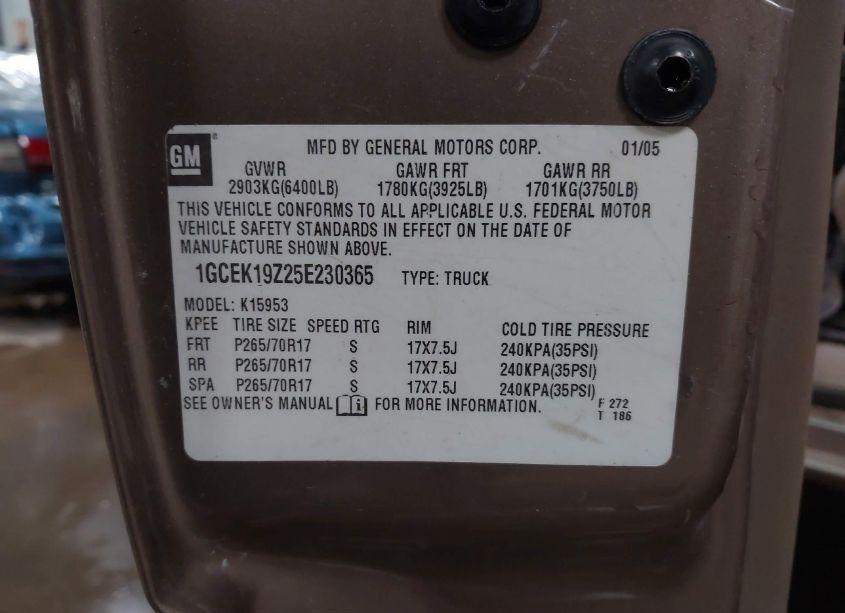 Photo 9 of 2005 Chevrolet Silverado 1500 LS (VIN 1GCEK19Z25E230365)