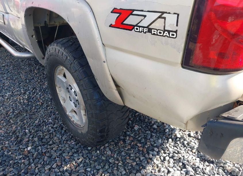 Photo 17 of 2005 Chevrolet Silverado 1500 Z71 (VIN 1GCEK19Z25Z144076)