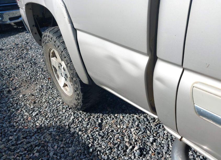 Photo 6 of 2005 Chevrolet Silverado 1500 Z71 (VIN 1GCEK19Z25Z144076)