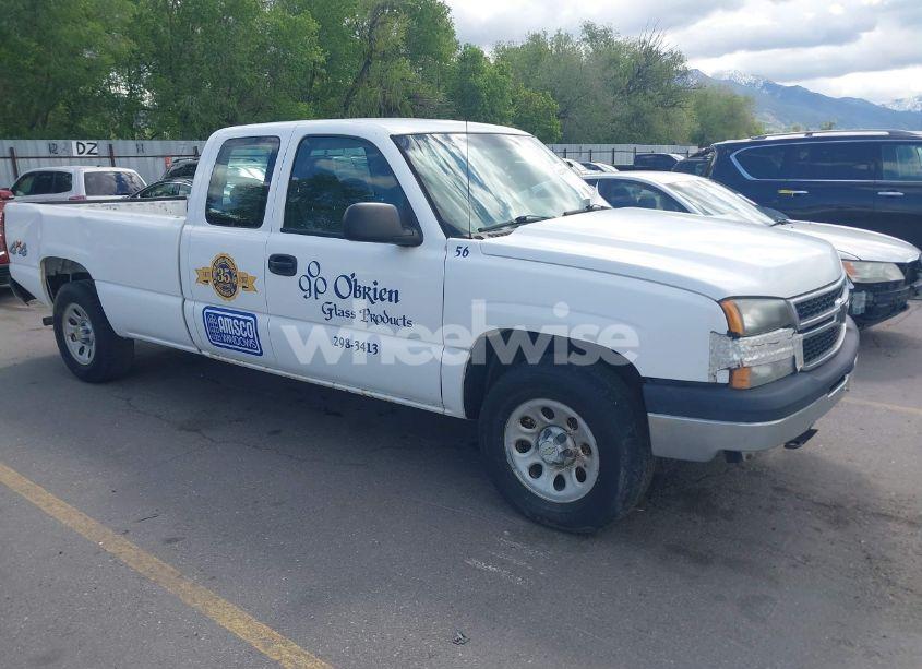 2007 Chevrolet Silverado 1500 CLASSIC WORK TRUCK (VIN 1GCEK19Z27E124453) main photo