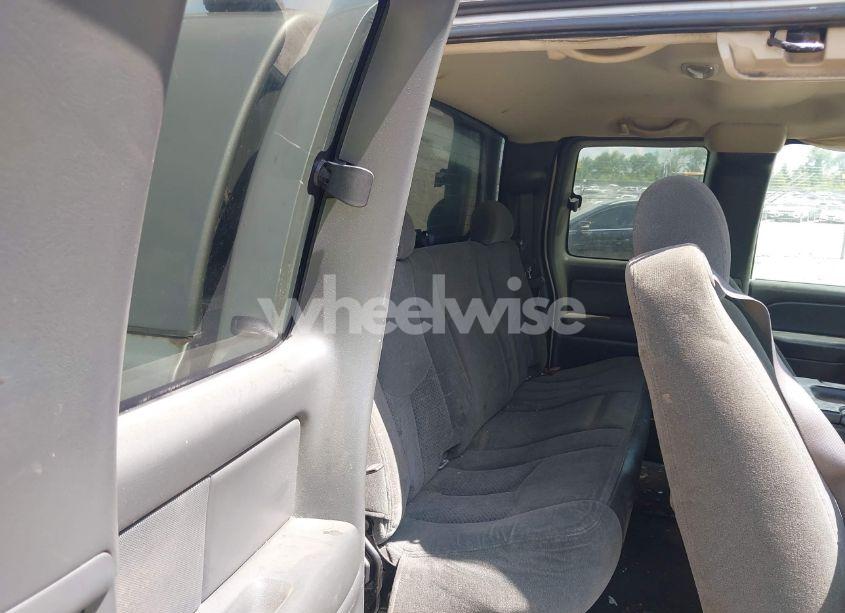 Photo 8 of 2005 Chevrolet Silverado 1500 LS (VIN 1GCEK19Z45Z120555)