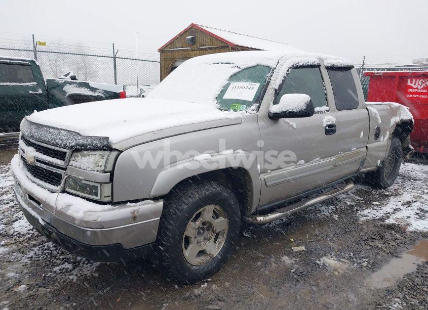 Photo 2 of 2007 Chevrolet Silverado 1500 CLASSIC LT2 (VIN 1GCEK19Z47Z179933)