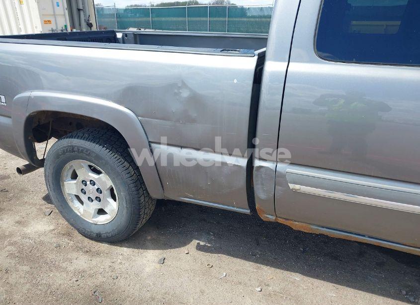 Photo 6 of 2006 Chevrolet Silverado 1500 LT1 (VIN 1GCEK19Z56Z143814)