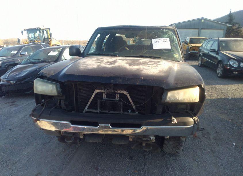 Photo 11 of 2005 Chevrolet Silverado 1500 Z71 (VIN 1GCEK19Z65Z319073)