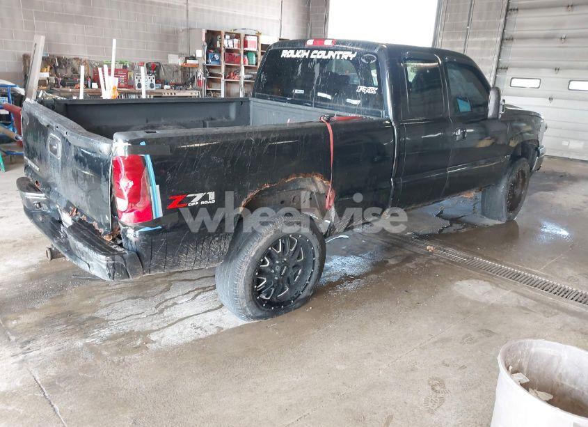 Photo 4 of 2007 Chevrolet Silverado 1500 CLASSIC LT1 (VIN 1GCEK19Z67E161182)