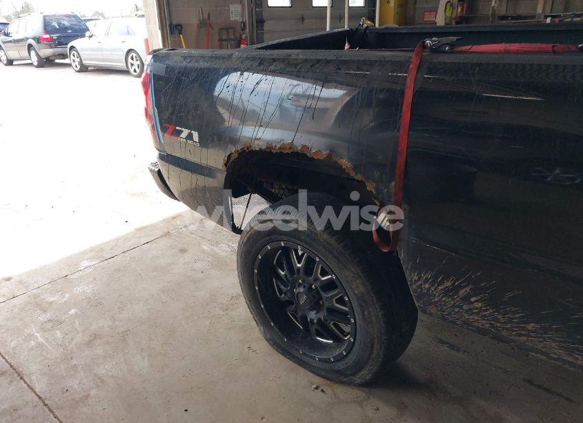 Photo 6 of 2007 Chevrolet Silverado 1500 CLASSIC LT1 (VIN 1GCEK19Z67E161182)