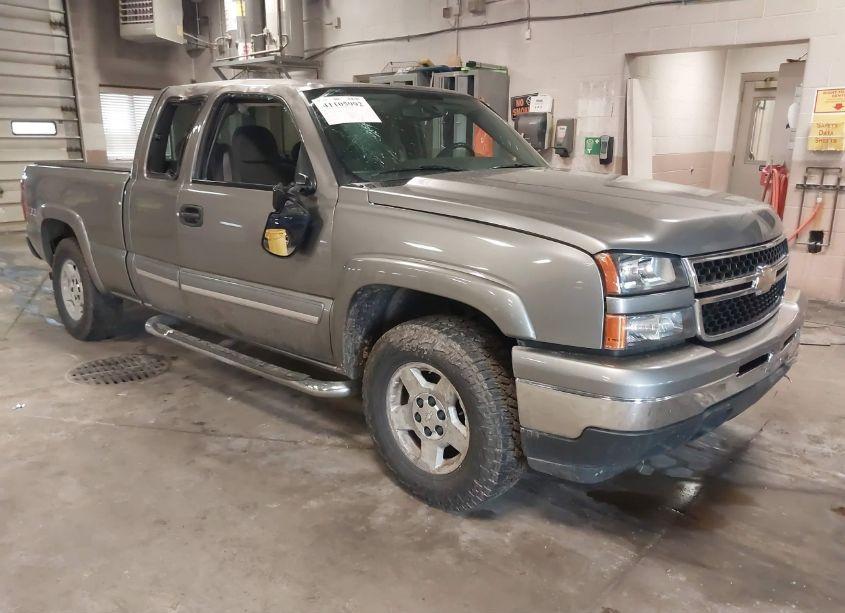 2007 Chevrolet Silverado 1500 CLASSIC LT1 (VIN 1GCEK19Z67Z194403) main photo