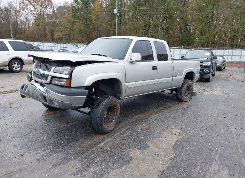 Photo 2 of 2005 Chevrolet Silverado 1500 Z71 (VIN 1GCEK19Z75Z107623)