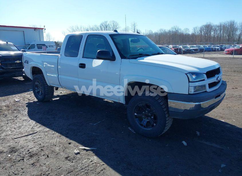 2005 Chevrolet Silverado 1500 LT (VIN 1GCEK19Z75Z259420) main photo