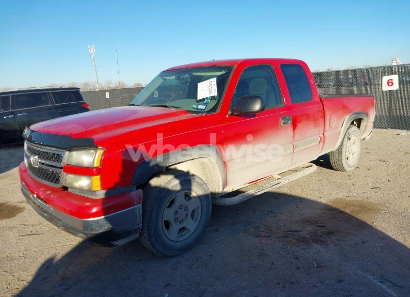 Photo 2 of 2007 Chevrolet Silverado 1500 CLASSIC LT1 (VIN 1GCEK19Z77Z176797)