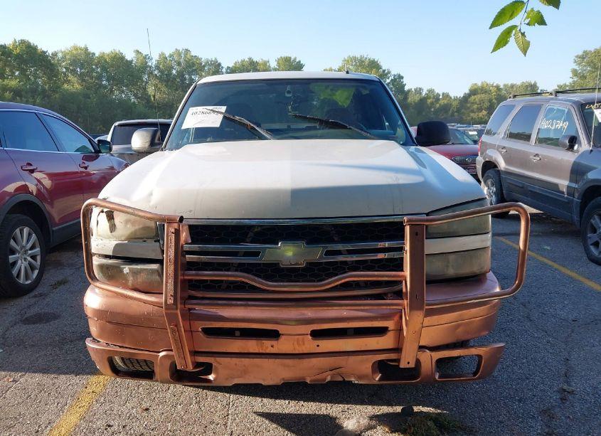 Photo 12 of 2006 Chevrolet Silverado 1500 LT1 (VIN 1GCEK19Z86Z191484)