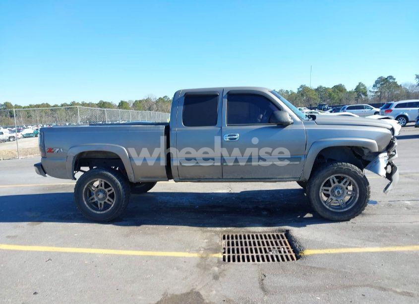 Photo 13 of 2007 Chevrolet Silverado 1500 CLASSIC LT1 (VIN 1GCEK19Z97Z170547)